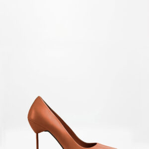 VIC BROWN PUMPS